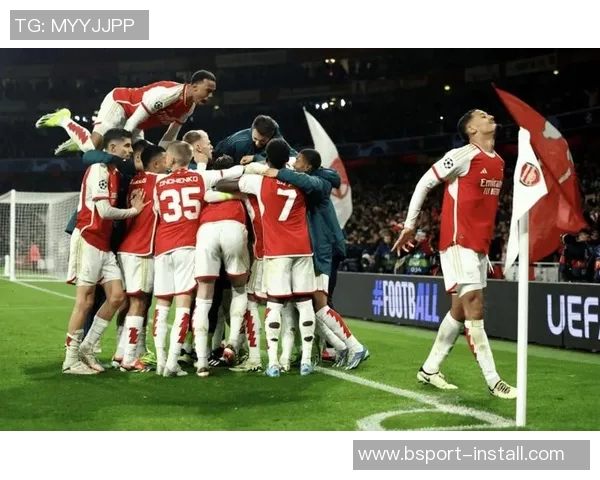 那不勒斯友谊赛大胜热刺五比一乌龙球引发全场欢呼与转会热议