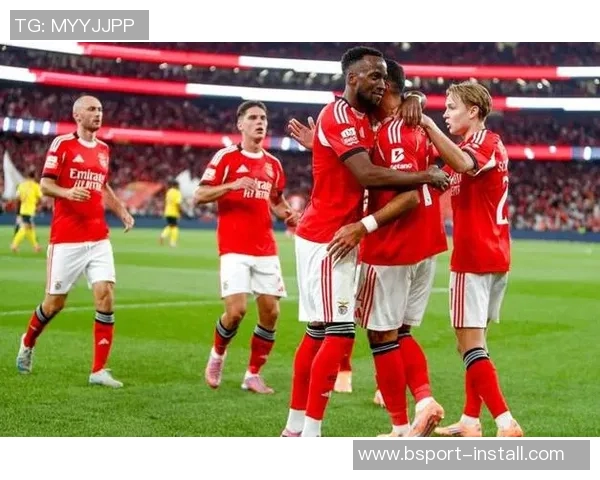 曼联逆转本菲卡点球大战精彩瞬间全场沸腾回顾