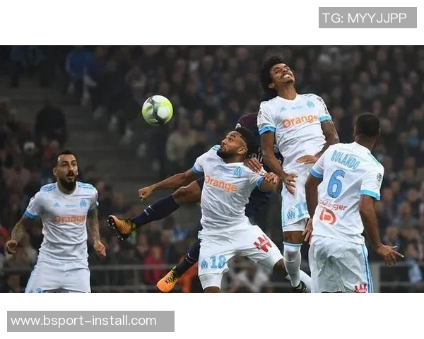 中超赛场惊现冷门本菲卡逆转那不勒斯引发争议判罚热议