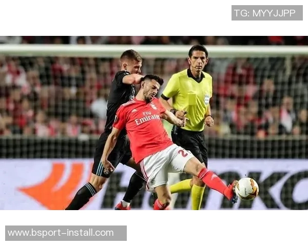 国王杯激战国米与本菲卡互交白卷神扑引发争议判罚引爆全场气氛