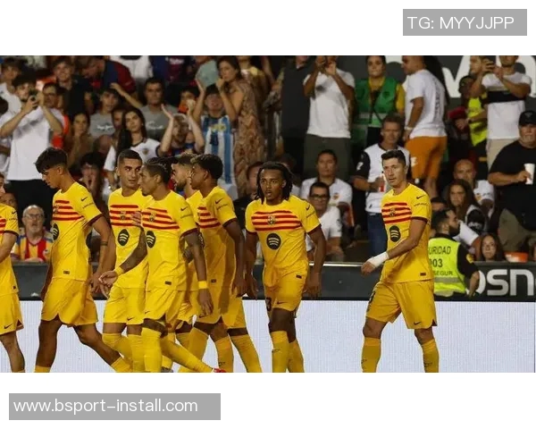 欧冠激战巴萨与利物浦互交白卷绝杀瞬间引发全场热议与点评 欧冠激战巴萨与利物浦互交白卷绝杀瞬间引发全场热议与点评